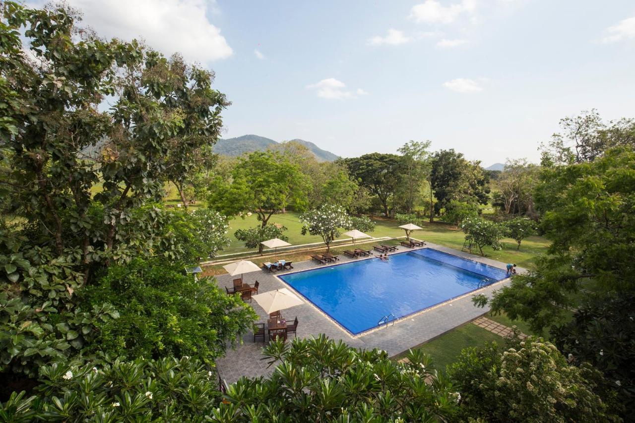 Grand Tamarind Lake Kataragama Dış mekan fotoğraf