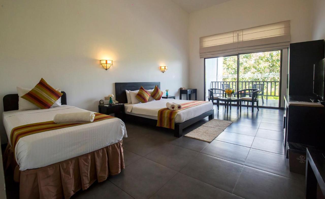 Grand Tamarind Lake Kataragama Dış mekan fotoğraf
