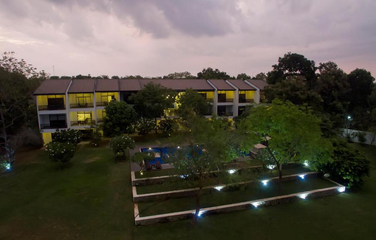Grand Tamarind Lake Kataragama Dış mekan fotoğraf